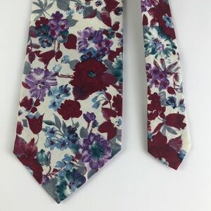 Geoffrey Beene Woven Cotton Tie Cream Floral